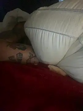 GusanoDelicioso webcam show