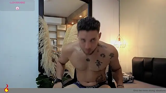 Kiing_001's Live XXX Chat