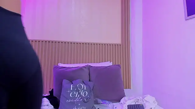 XXX chat uživo modela sharonscoth