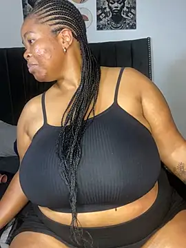 XXX chat uživo modela LunaCovenn