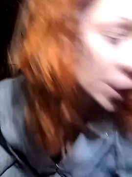 FreyaFucksFans: απευθείας συνομιλία ΧΧΧ