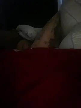 XXX chat uživo modela GusanoDelicioso
