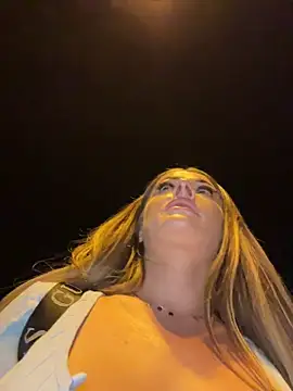 Chat XXX en directo de IsabellaEtthan