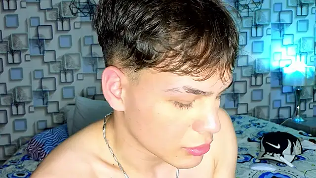 LoganSteel_'s Live XXX Chat