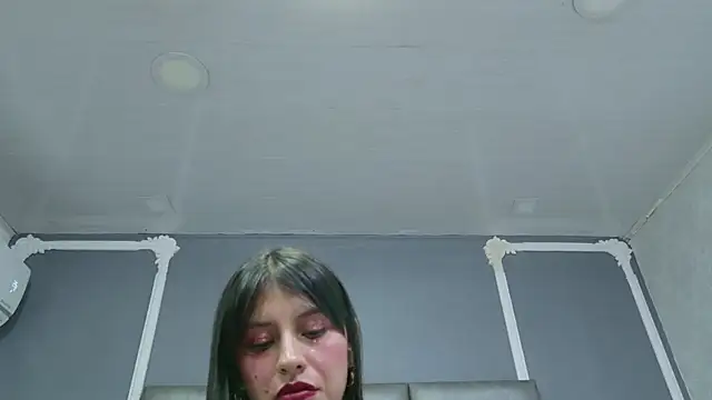 MadelineBeckert Live XXX Chat