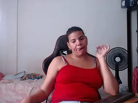 Adriana_0312 라이브 XXX 채팅