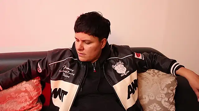 Dusty_Law_ 라이브 XXX 채팅