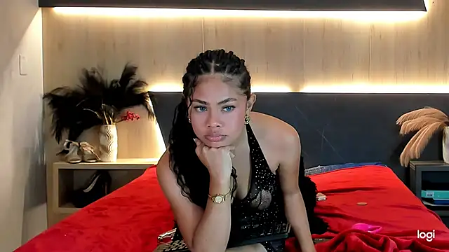 LorenaVarga's Live XXX Chat