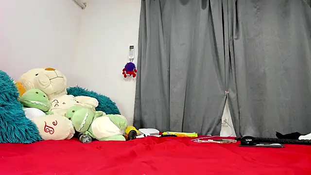 vennuss19 élő XXX-chatje