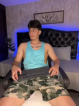 Živý XXX chat MaxCruz_