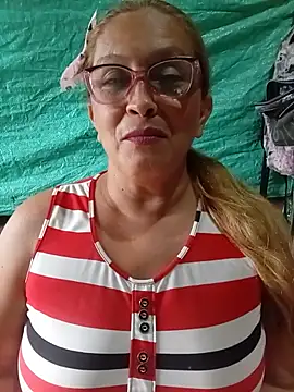 MOTHER_AND_SON09 – Naživo XXX chat