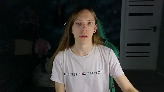 artass2n Live XXX chat