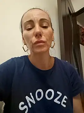 milflovelyxxx 라이브 XXX 채팅