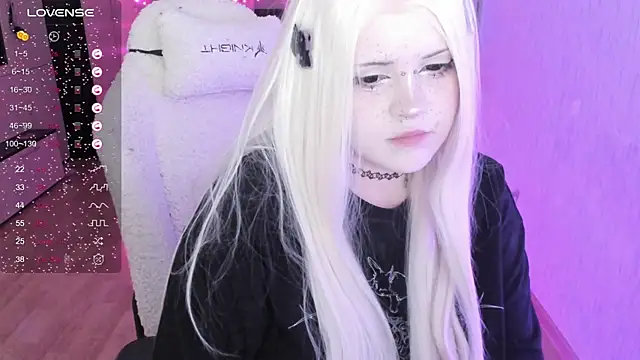 SelenaCute's Live XXX Chat