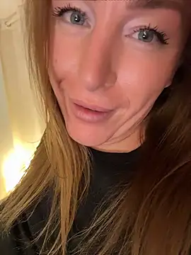 دردشة ChristinaSiemone الجنسية المباشرة