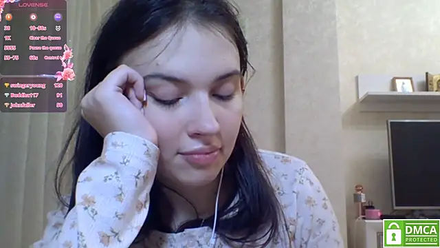 Chatroom XXX en direct de CeyaLier