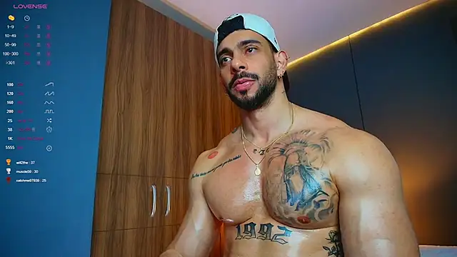 Chat XXX ao vivo de massimo_visconti