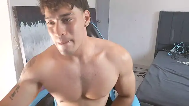 Chat +18 de latin_party007 ao vivo