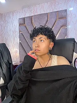 Chatroom XXX en direct de ian_mathias_
