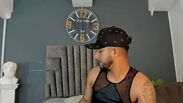 Chatroom XXX en direct de Robin_Rief