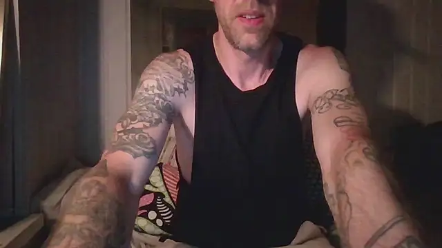 Stock-Holmesn Live XXX chat