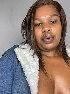 Cuddle_Bear লাইভ XXX চ্যাট