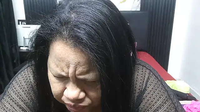 Chat XXX en directo de Shanttal0272