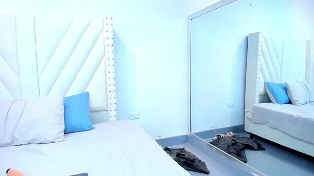 Онлайн чат XXX Paulynavera