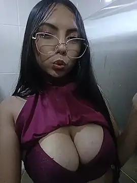 JENNIFER__03's Live XXX Chat
