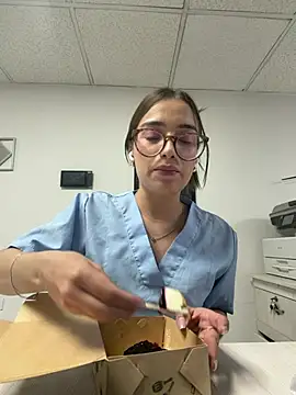 Sweet_Milaa1 现场XXX聊天