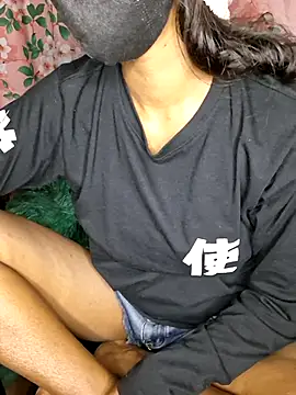 rose_queen998's Live XXX Chat