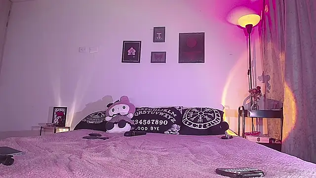 ninaevanss_ Chat XXX in diretta