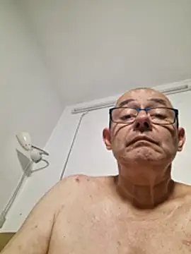 Živý XXX chat Marlon92700