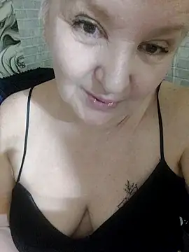 Chat +18 de ForgetMeNot555 ao vivo