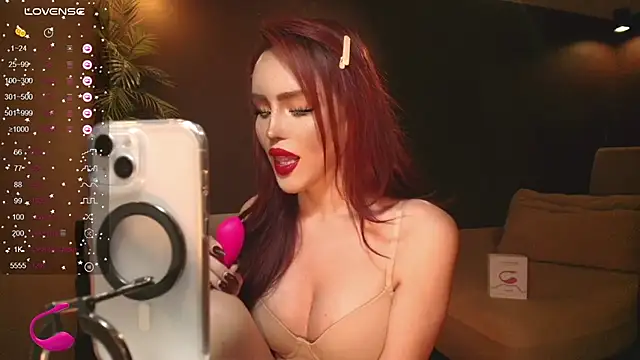 แชท XXX สดของ GoddessaXX