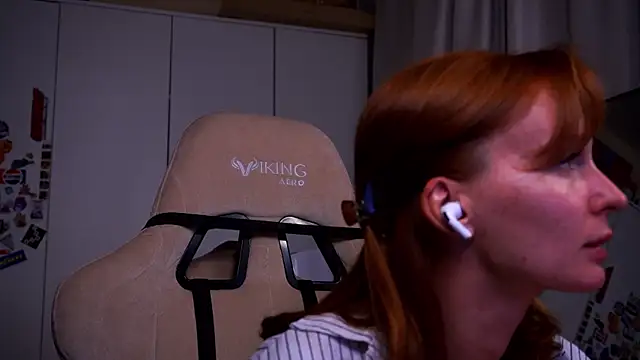 Chat XXX en directo de Liuba_Fox