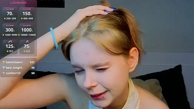 JulietteRain লাইভ XXX চ্যাট