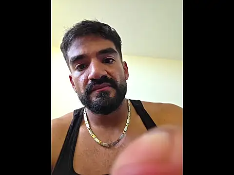 piggylatino's Webcam Show