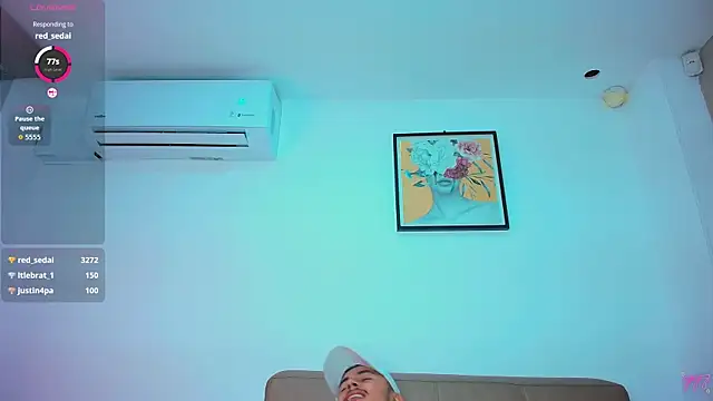 Valentiinoss live XXX chat