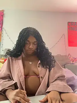 دردشة KimmyKiwi الجنسية المباشرة
