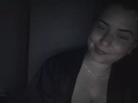 Zanoriala 라이브 XXX 채팅