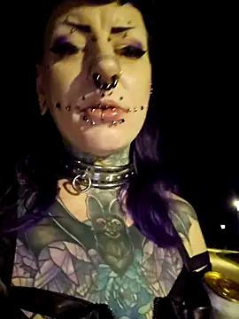 Purple_Coffin666 – Live XXX-chat