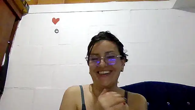 princessbella93 লাইভ XXX চ্যাট
