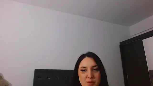 JaquelineLaurent live XXX chat