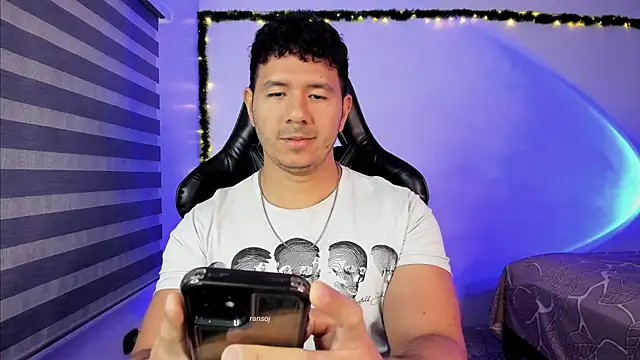 ransoj 라이브 XXX 채팅
