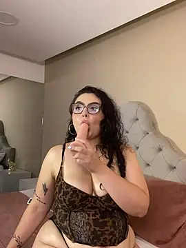 AlmaraRouge's Live XXX Chat