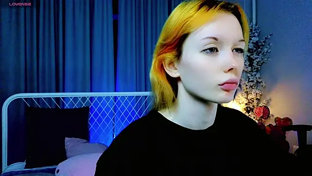 Chat XXX en directo de Kiara_Age