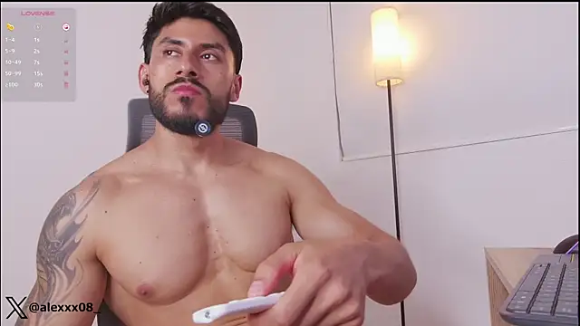 soldierrboy Adlı Modelin Canlı XXX Sohbeti