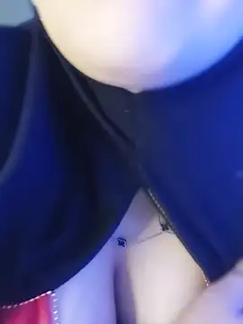 Elinaax's Live XXX Chat