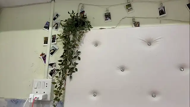 DainaFucci's Webcam Show